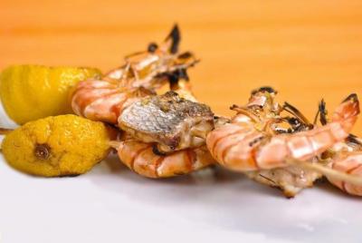 brochette-aux-gambas-et-daurade-by-mes-recettes-gourmandes-2.jpg