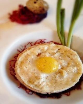 Foie Gras au Miel et Oeuf de Caille cocotte