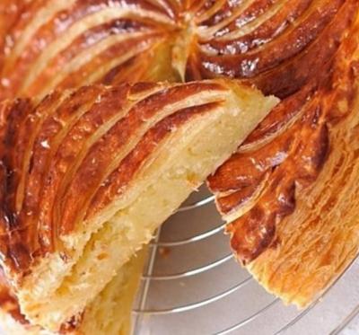 Galette des rois au abricot amandes