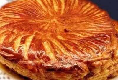 Galette des rois frangipane caramel beurre sale