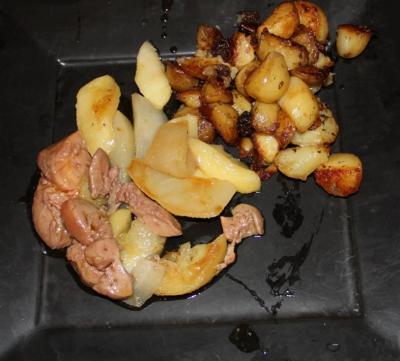 Foie gras frais poêlé , poires au miel et ses pommes de terre20151128