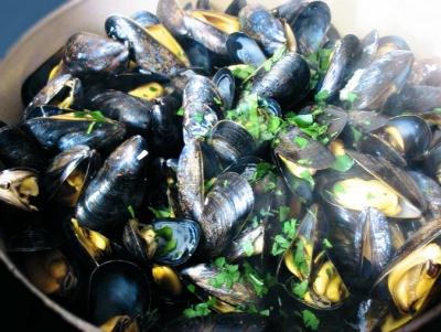 Moules mariniere a la creme et au curry