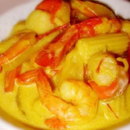 Noix de saint jacques a la creme de piment d espellette