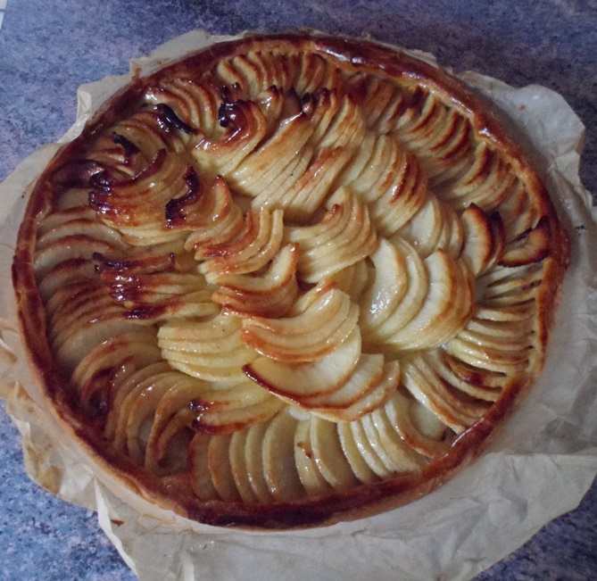 Tarte aux Pommes et compote