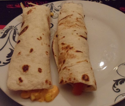 Fajitas,  poulet, sauce, cheddar