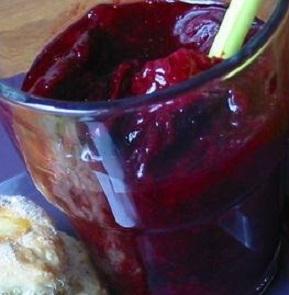 scones-a-la-pomme-verte-prunes-mi-compote-mi-confiture