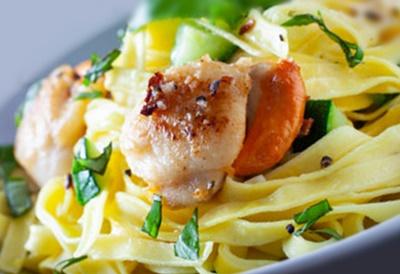 Tagliatelles st jacques basilic