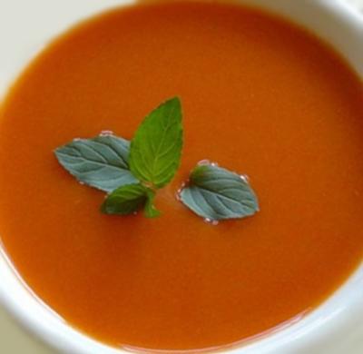 Veloute de tomates au basilic