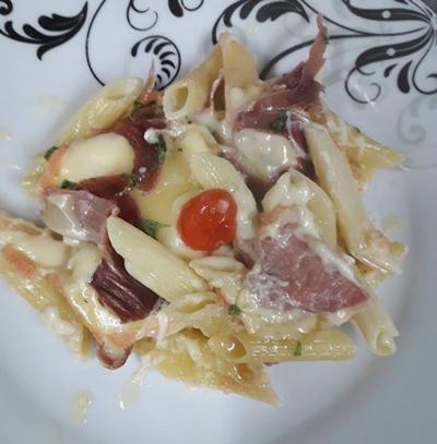 Penne au jambon de Savoie, fromage à raclette